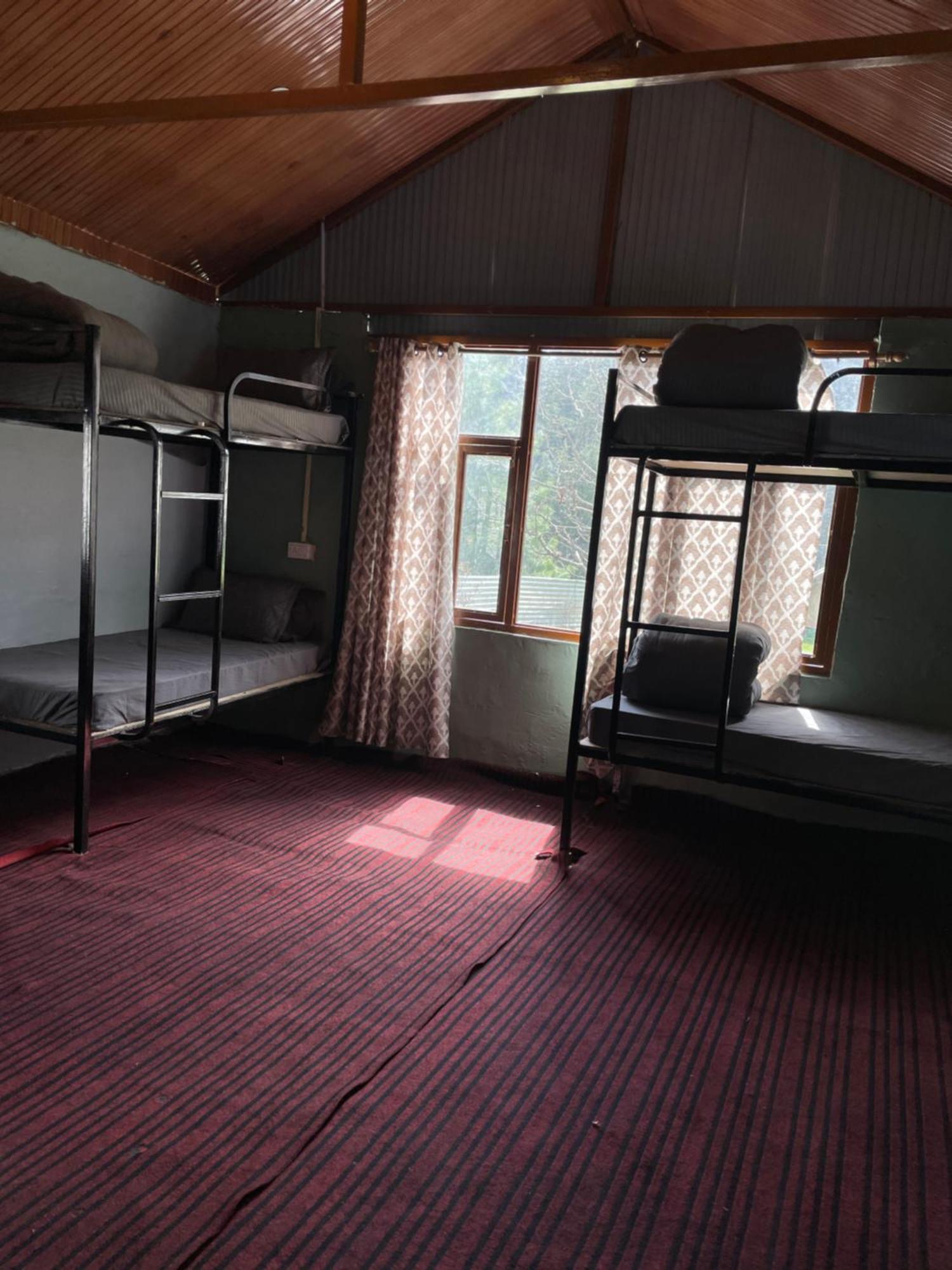 Hostel Mountrush Adventures *